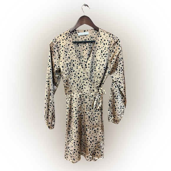 Abercrombie & Fitch Dresses & Skirts - 2/$40 Abercrombie Leopard Print Wrap Dress